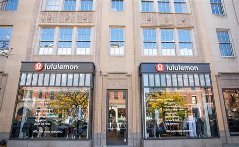 Lululemon boston - Plus, smart details like a trolley strap, zippered pockets, and side loops for endless customization (read: charms!) make it truly yours. Shop This. Lululemon. Packable Tote Bag 32l. BUY. $88.00 ...